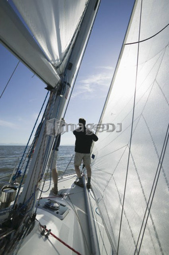 Sail racing, West Vancouver Yacht Club