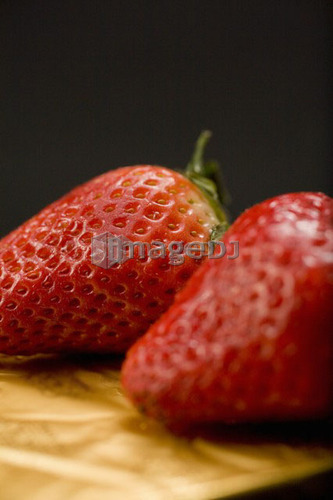 2 strawberries