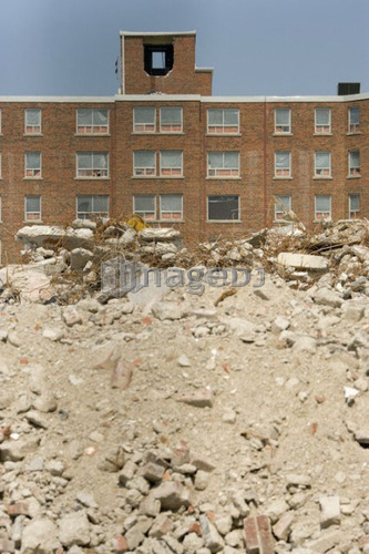 Building demolition; Canada, Ontario, Toronto