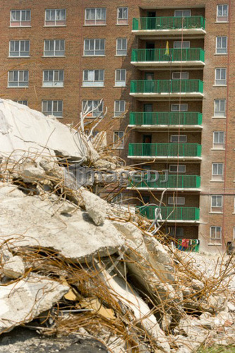 Building demolition; Canada, Ontario, Toronto